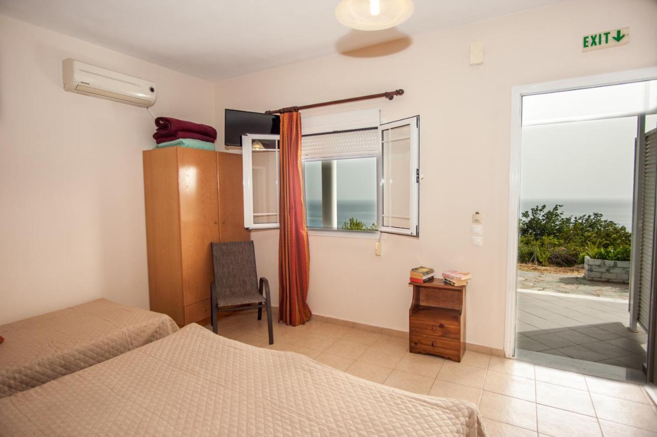 Folies Apartment Lourdata  Luaran gambar