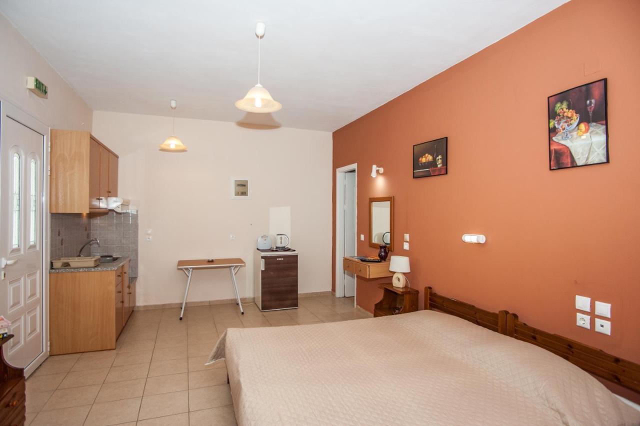 Folies Apartment Lourdata  Luaran gambar
