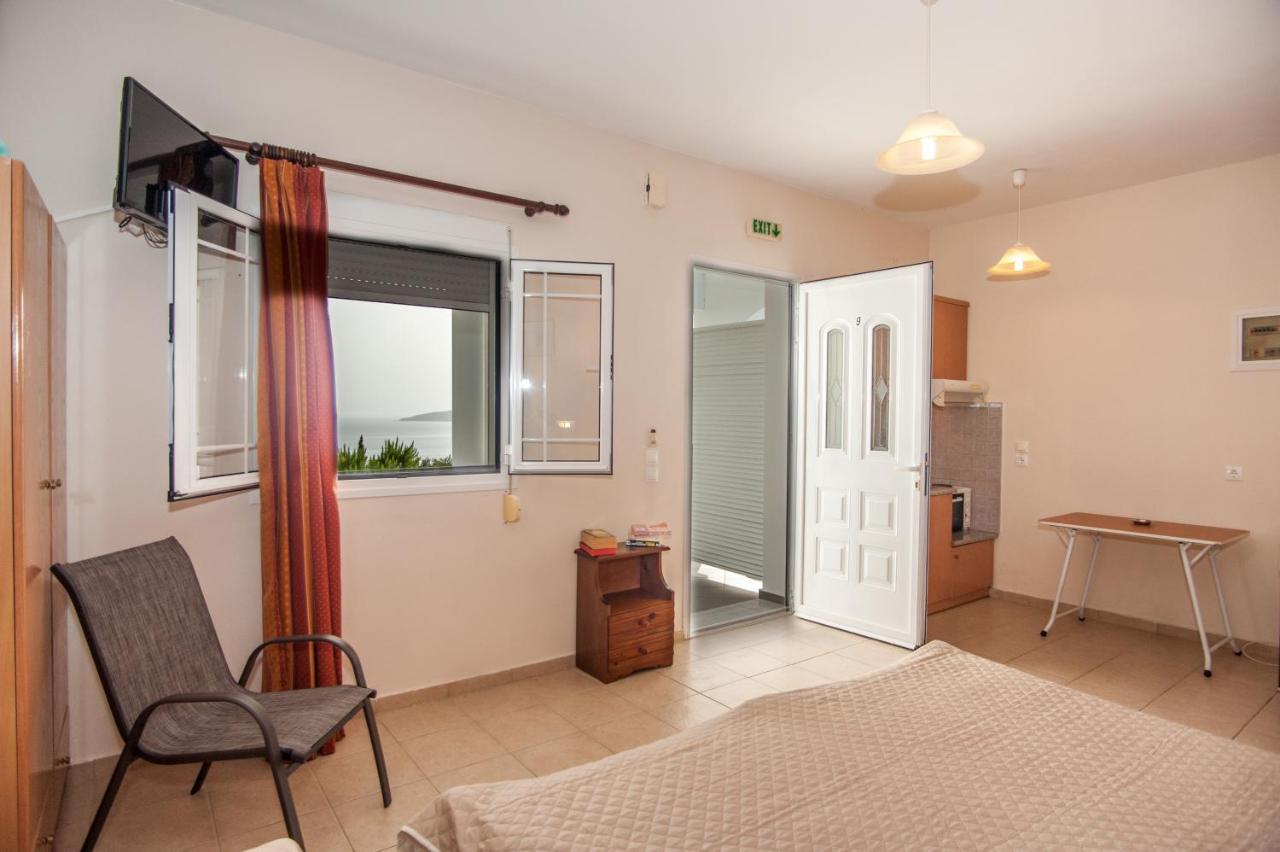 Folies Apartment Lourdata  Luaran gambar