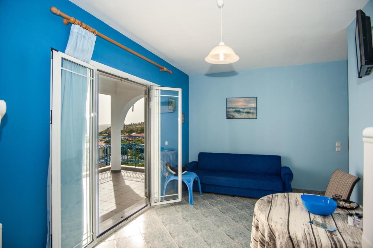 Folies Apartment Lourdata  Luaran gambar