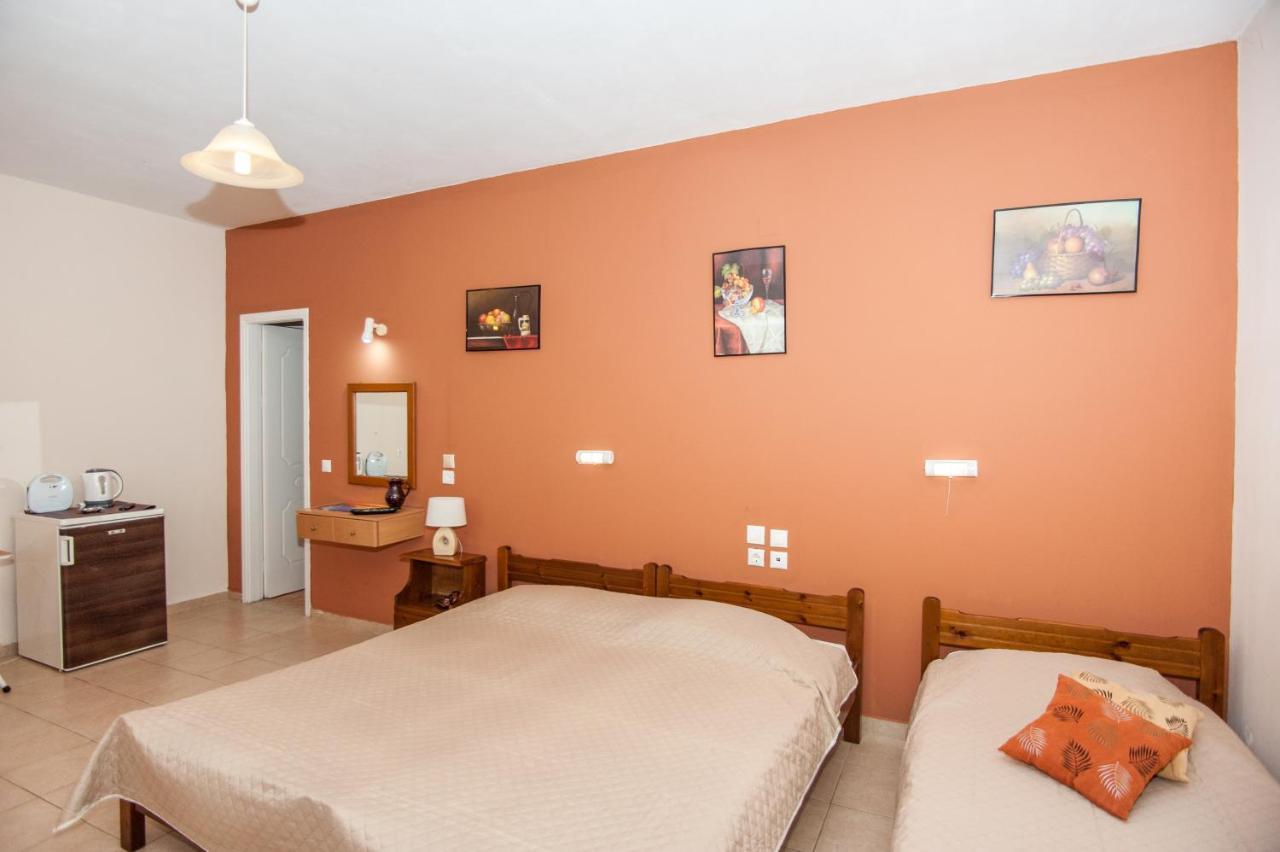 Folies Apartment Lourdata  Luaran gambar