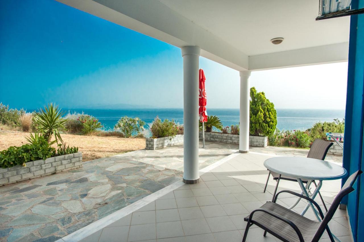 Folies Apartment Lourdata  Luaran gambar