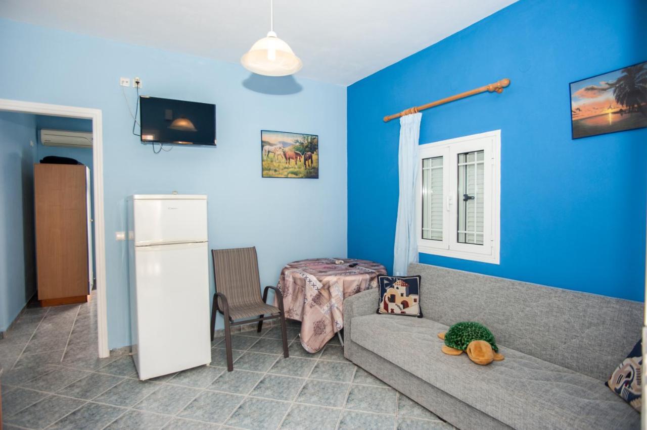 Folies Apartment Lourdata  Luaran gambar