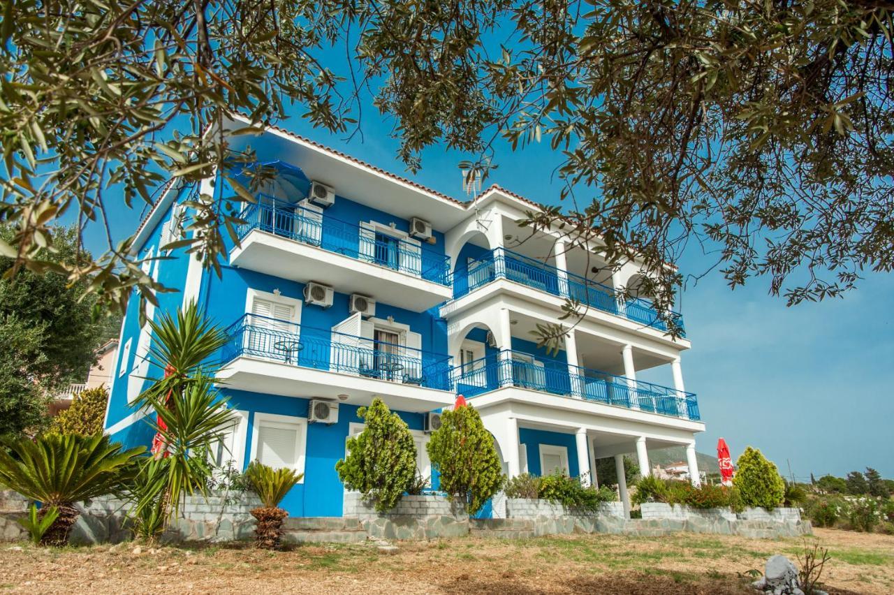 Folies Apartment Lourdata  Luaran gambar