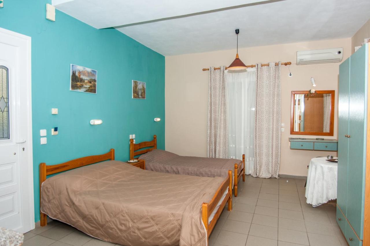 Folies Apartment Lourdata  Luaran gambar