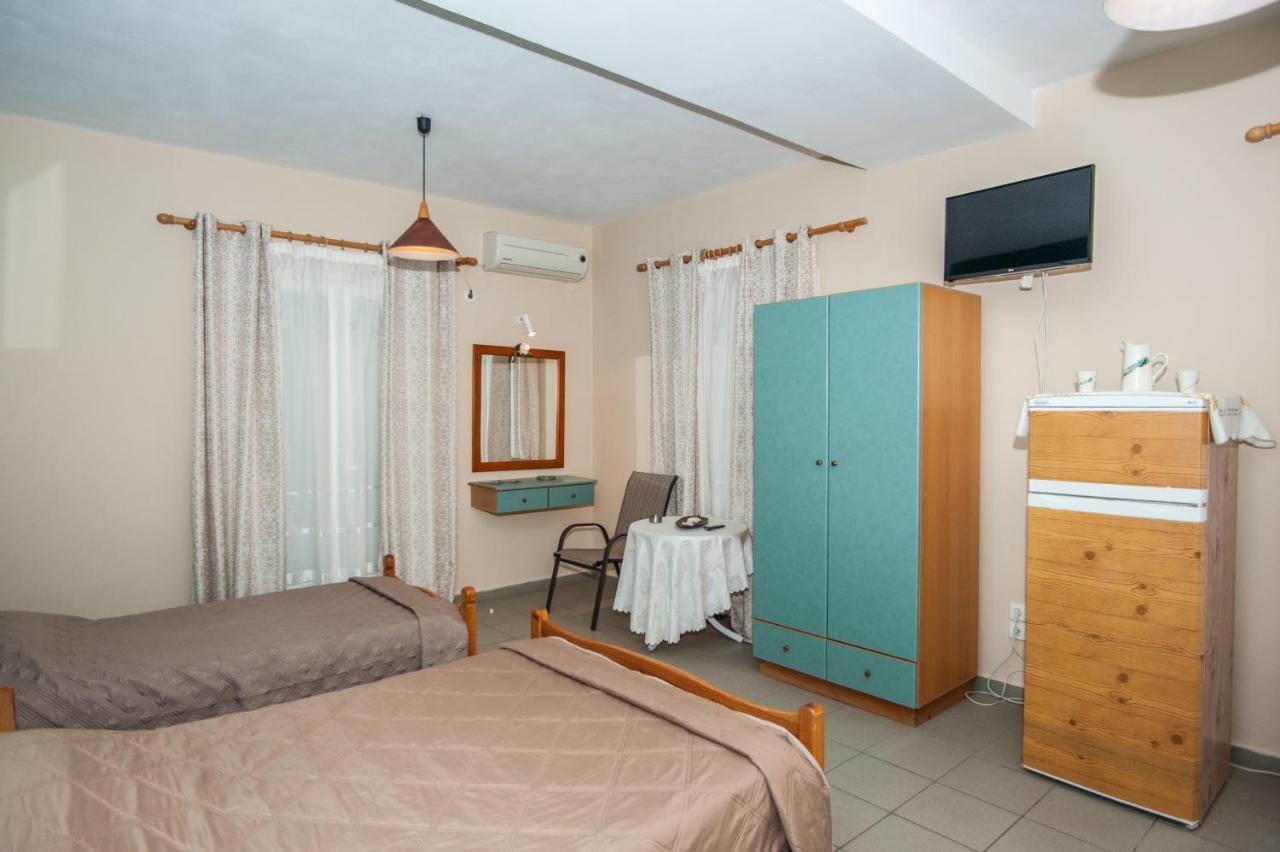 Folies Apartment Lourdata  Luaran gambar