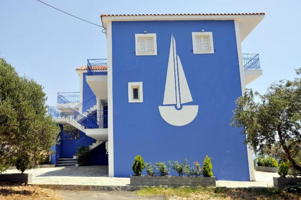Folies Apartment Lourdata  Luaran gambar