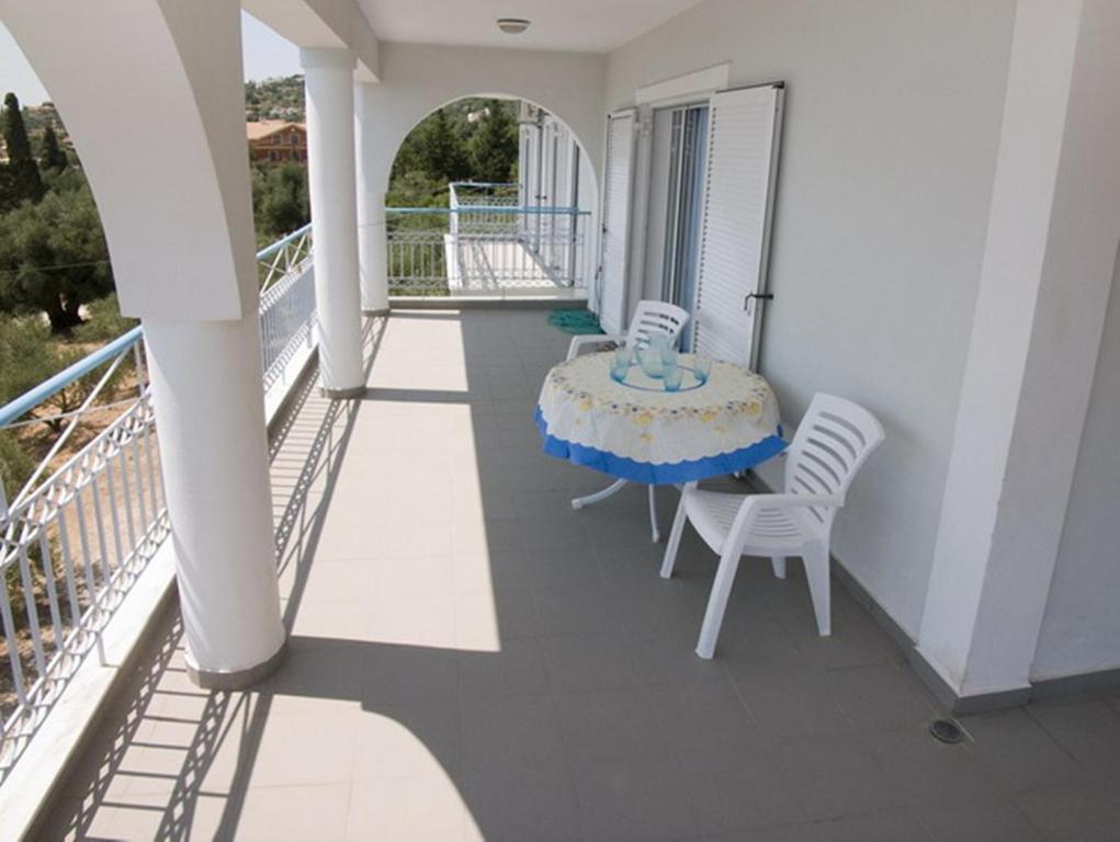 Folies Apartment Lourdata  Luaran gambar