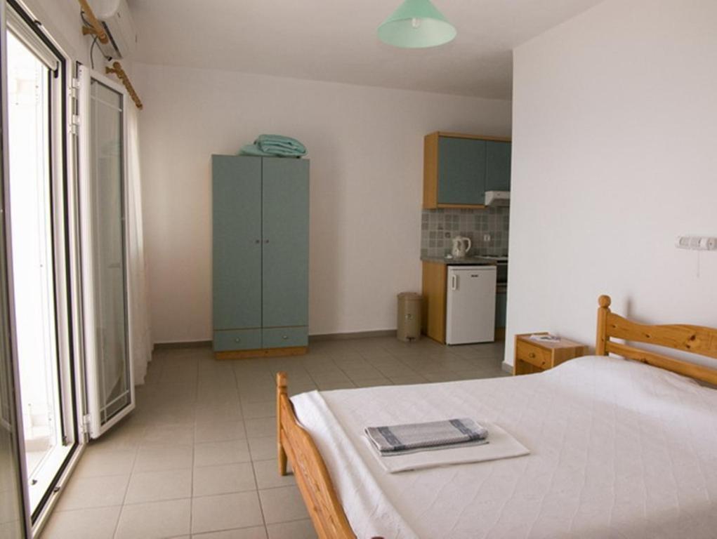 Folies Apartment Lourdata  Bilik gambar